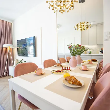 Golden Elite Apartament Ostroda Exterior photo